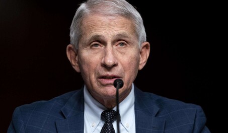 Comit&eacute; del Senado de EE. UU. declara en desacato al ex responsable de lucha anticovid Anthony Fauci