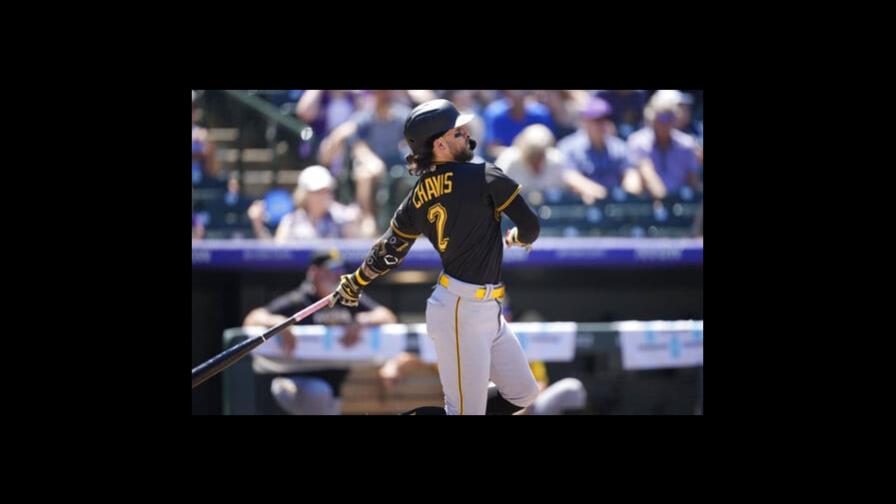 Piratas cierran gira de 12 juegos imponiéndose 8-3 a Rockies