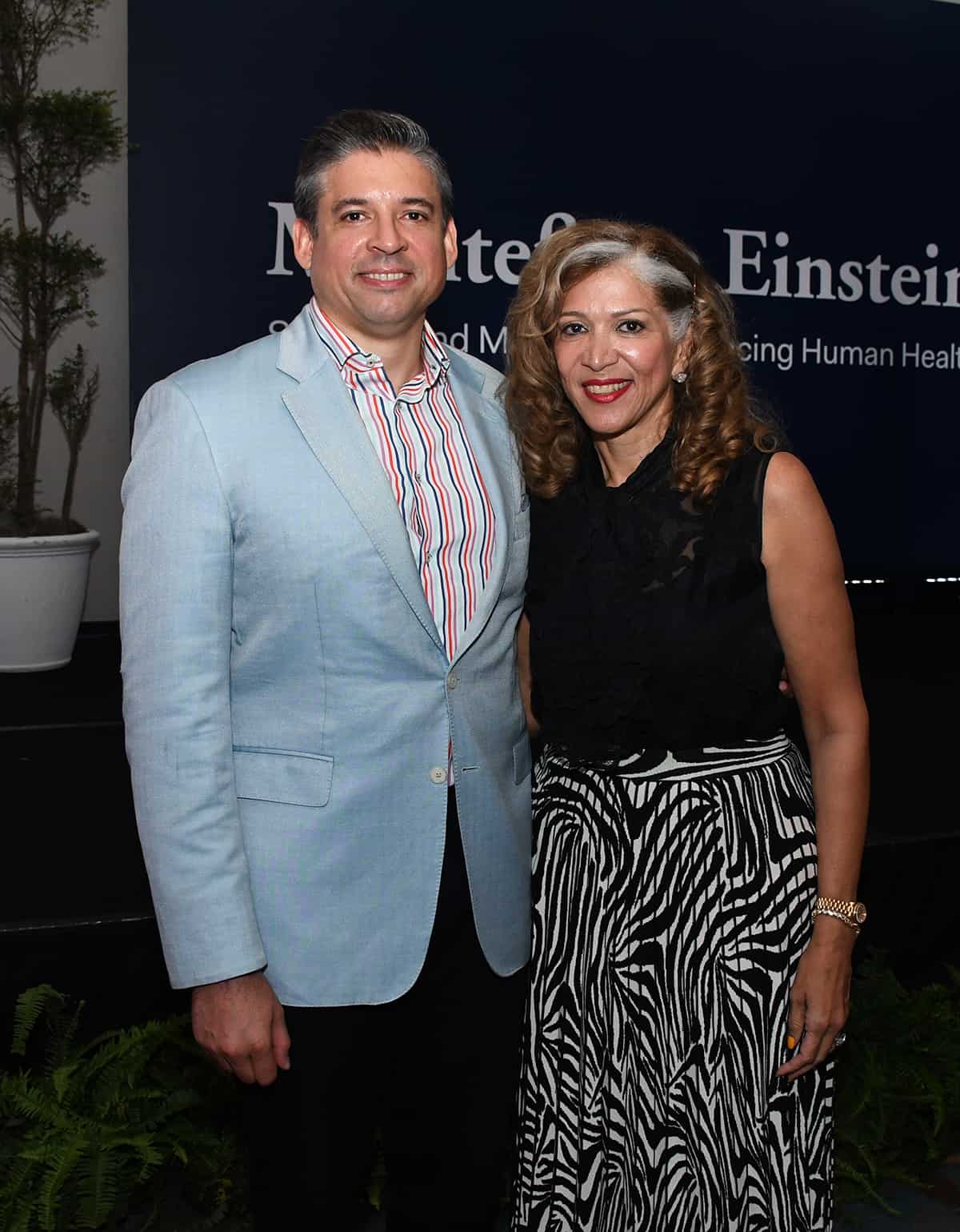 Víctor Pacheco Méndez y Giselle Méndez Saba.