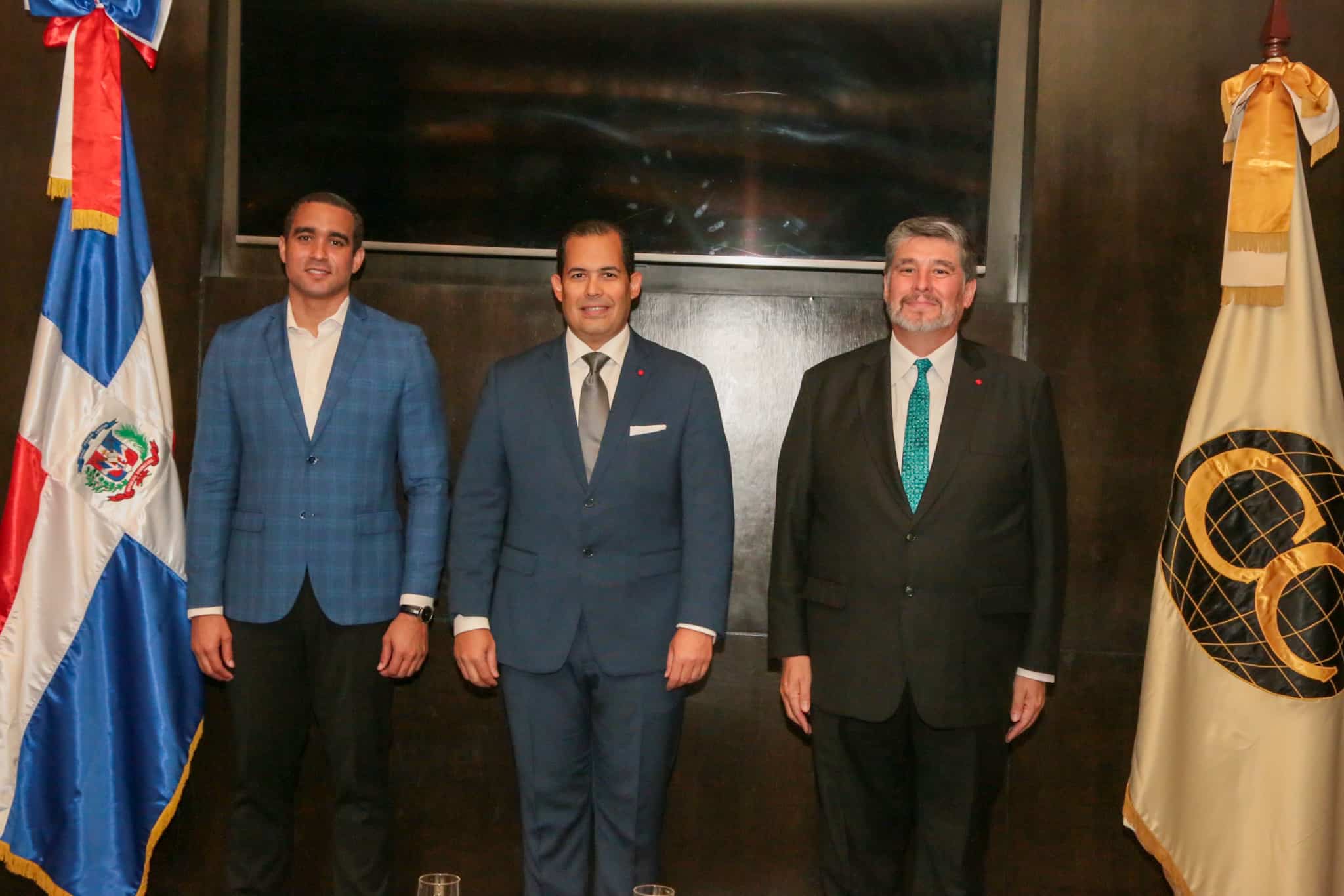 José Julio Gómez, José Manuel Romero y Carlos Peñafiel.