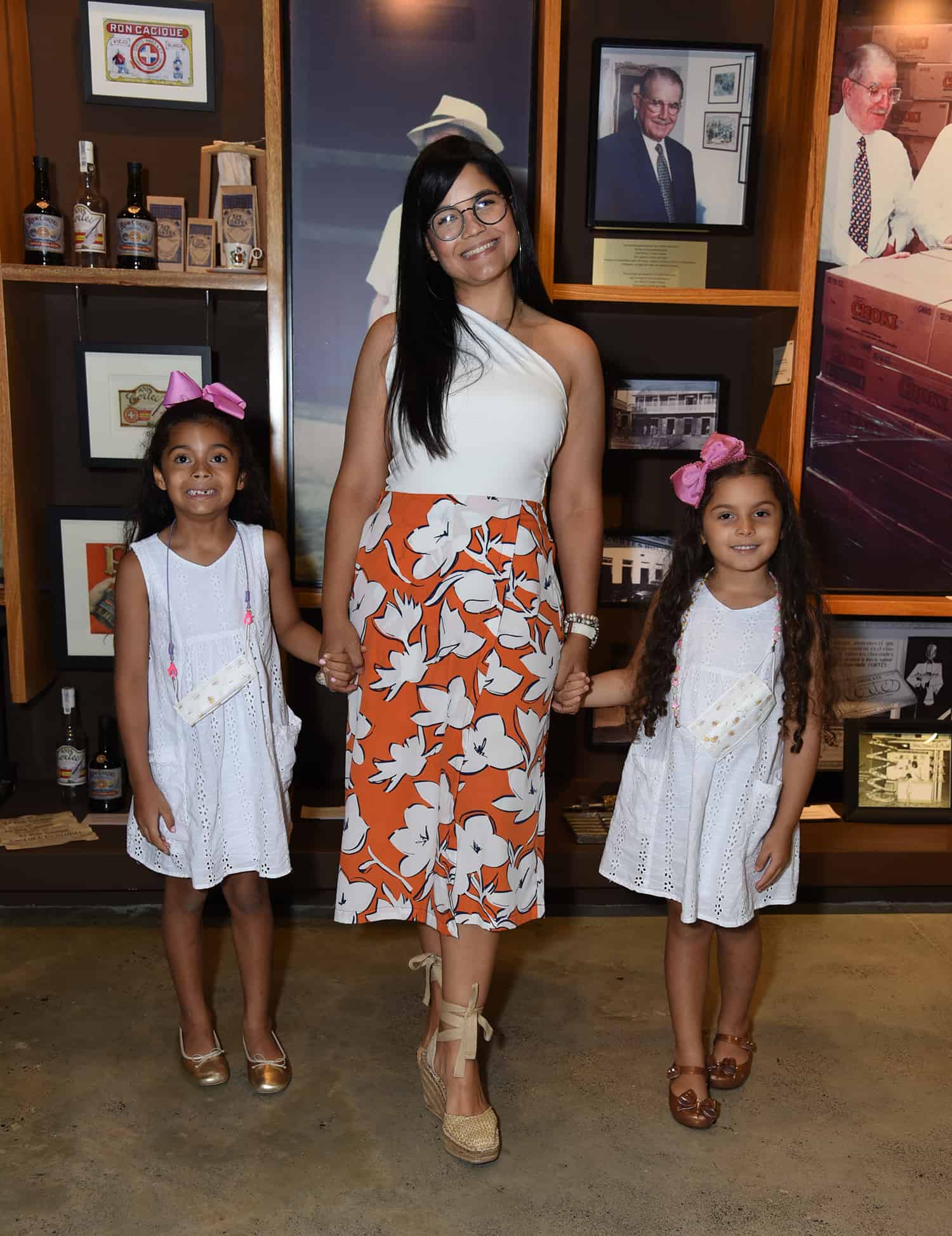 Julieta Santiago, Devi Salazar y Leticia Santiago.