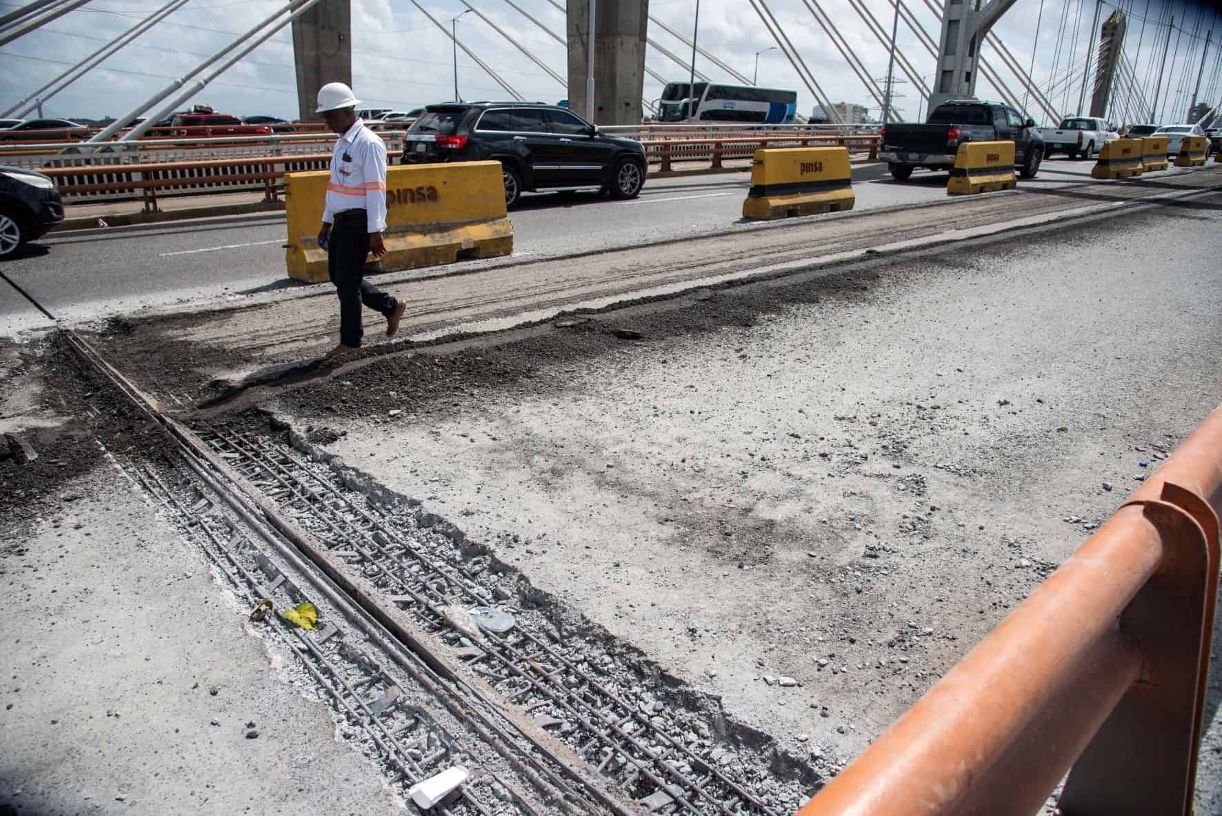 Al menos cuatro de las juntas son retiradas en el primer tramo.