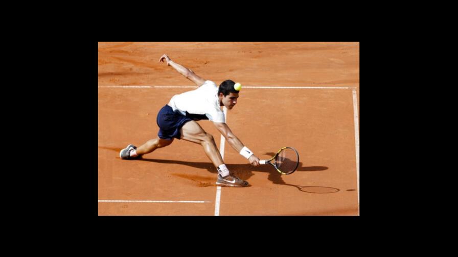 Alcaraz sufre en debut en Hamburgo, Schwartzman eliminado