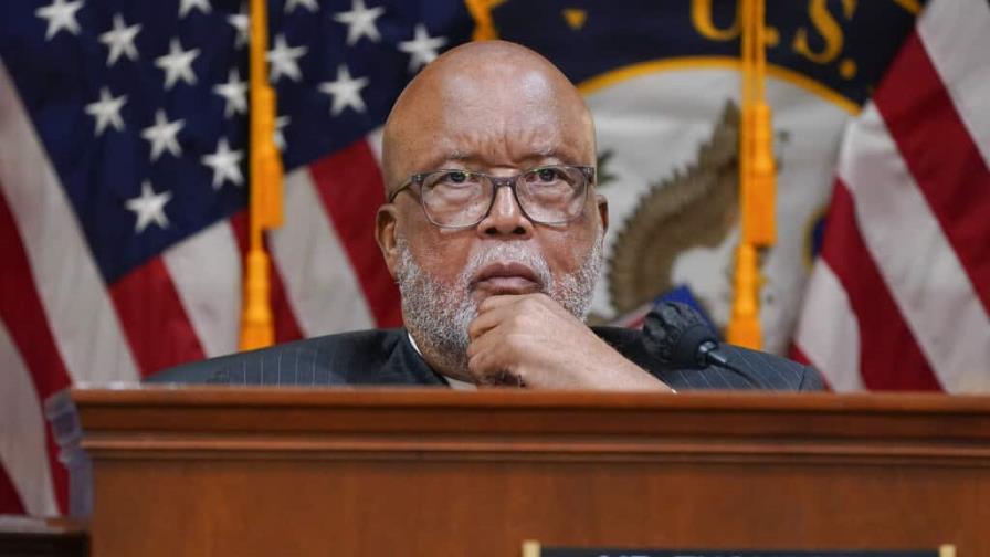 Jefe del panel del 6 de enero con COVID-19; audiencia en pie Jefe del panel del 6 de enero con COVID-19; audiencia en pie