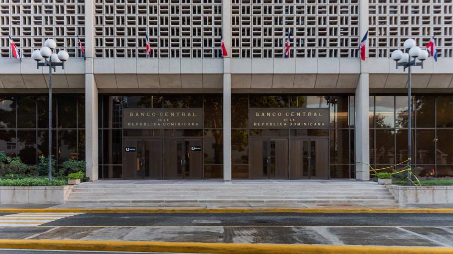 Por qué el euro se depreció y otras cinco preguntas al Banco Central dominicano