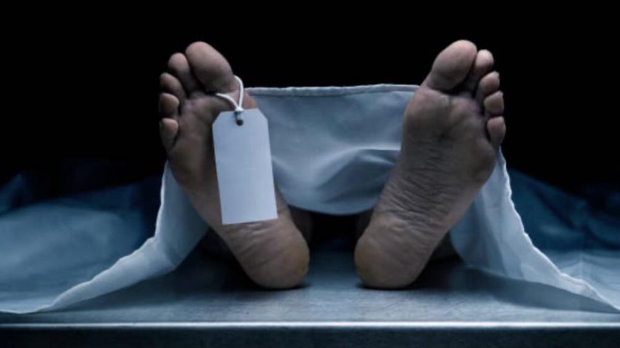 Encuentran hombre muerto en el patio del Hospital Leopoldo Martínez en Hato Mayor Encuentran hombre muerto en el patio del Hospital Leopoldo Martínez en Hato Mayor