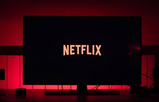 Desde agosto usuarios de Netflix deberán pagar extra para usar cuenta en otra casa