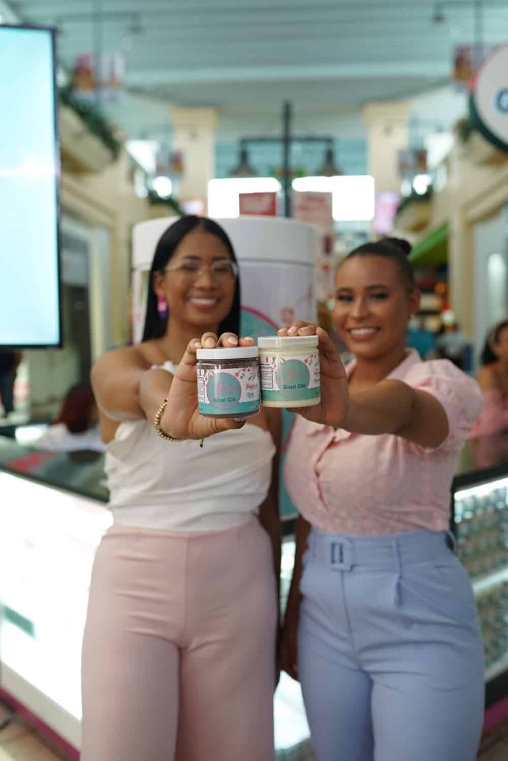 Anyela González y Jasmeily Rondón, ejecutivas de Guzel Cilt.