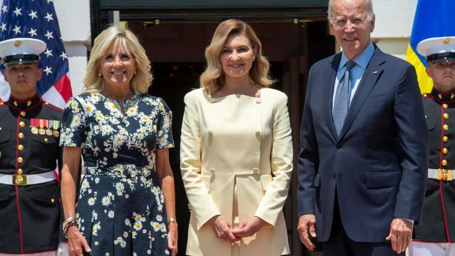 Jill Biden recibe a la primera dama ucraniana para hablar del apoyo de EEUU