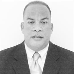 Romeo González