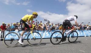 Pogacar gana en Peyragudes, Vingegaard es segundo y sigue de amarillo