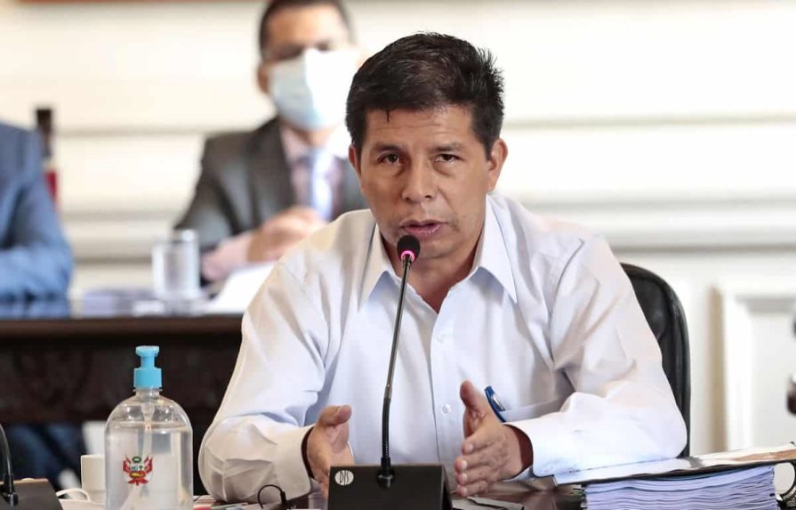 Defensoría de Perú exige a Castillo explicar salida de exministro de Interior