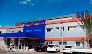 Madre haitiana deja niño de seis años abandonado en hospital de Santiago