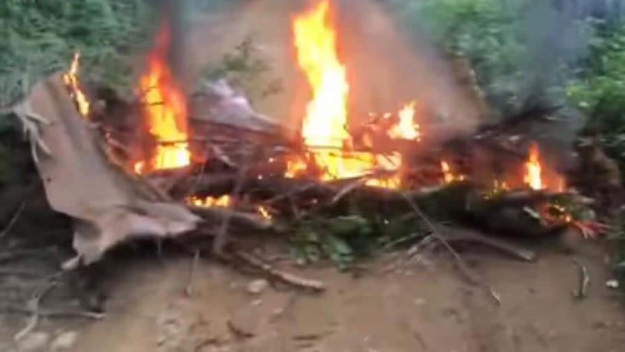 Moradores de la comunidad de Hato Mayor protestan por los apagones 