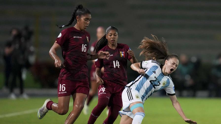 Argentina gana 1-0 a Venezuela en Copa América; es segundo del grupo B