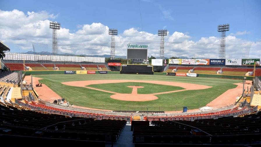 Las Águilas comenzarán a vender abonos el lunes con descuentos de 7.5% y 5% Las Águilas comenzarán a vender abonos el lunes con descuentos de 7.5% y 5%