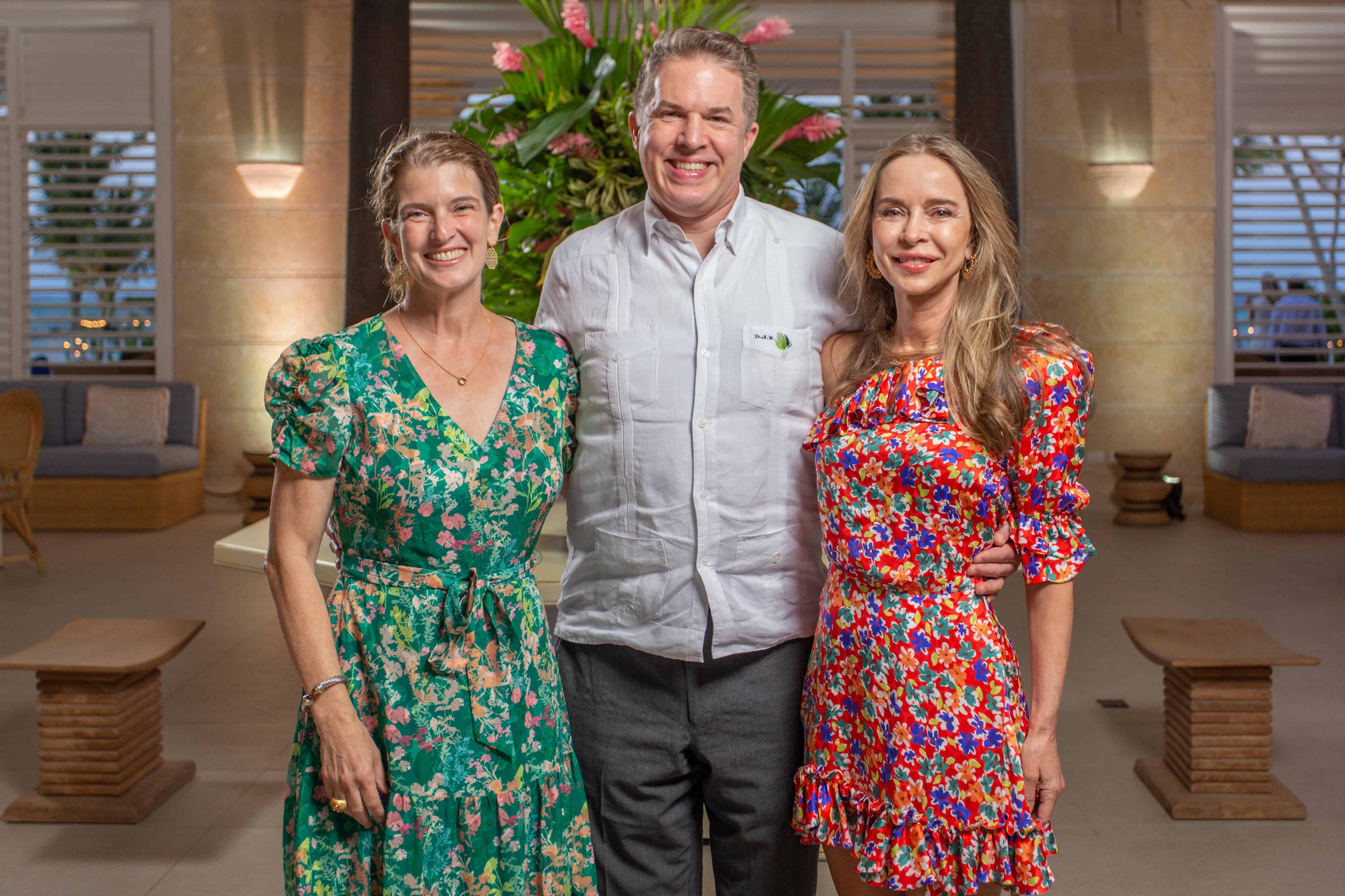 Beryl Jacobs, Daniel y Jillian Kheel.