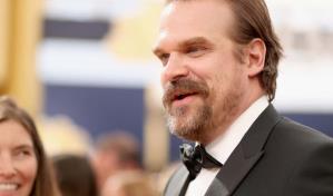 David Harbour reveló cuándo se enamoró de Lily Allen