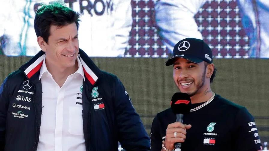 Toto Wolff de la Mercedes, reconoce que la escudería ha fallado este año