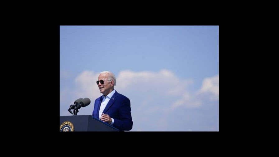 Política interna retrasa promesas internacionales de Biden