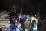 Localizan a 225 migrantes en una bodega en México