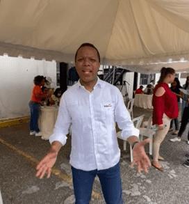 Video en que el titular de Edesur pide a clientes que vayan a arreglar alzas en facturas