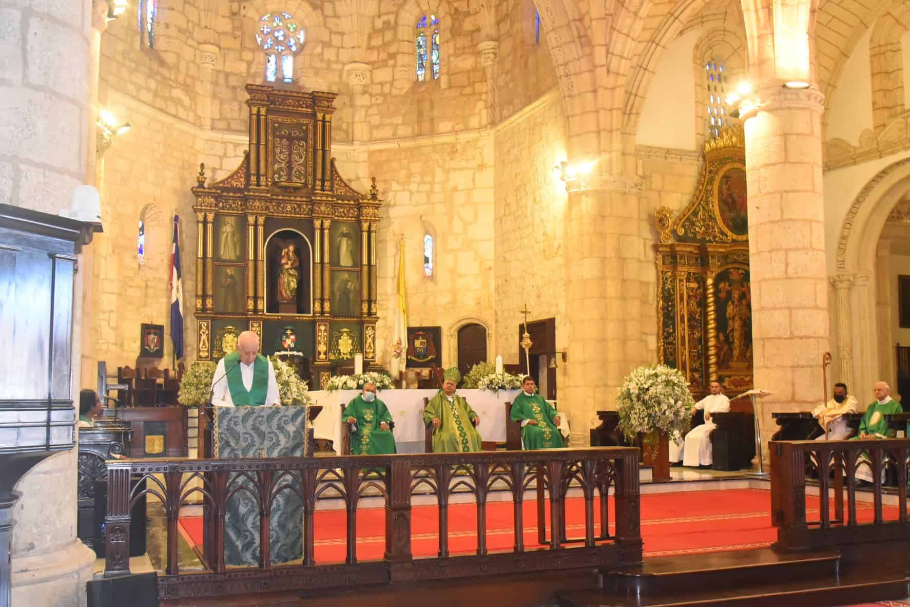 Fueron leidas una reflexiones del Papa Francisco sobre los adultos mayores.