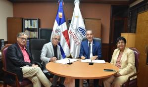 Mescyt y la Universidad de Barcelona firman acuerdo que busca modernizar los planes de estudios