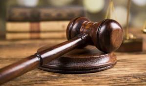 Imponen prisión a mujer que falsificó documentos para vender un vehículo ajeno en Tenares