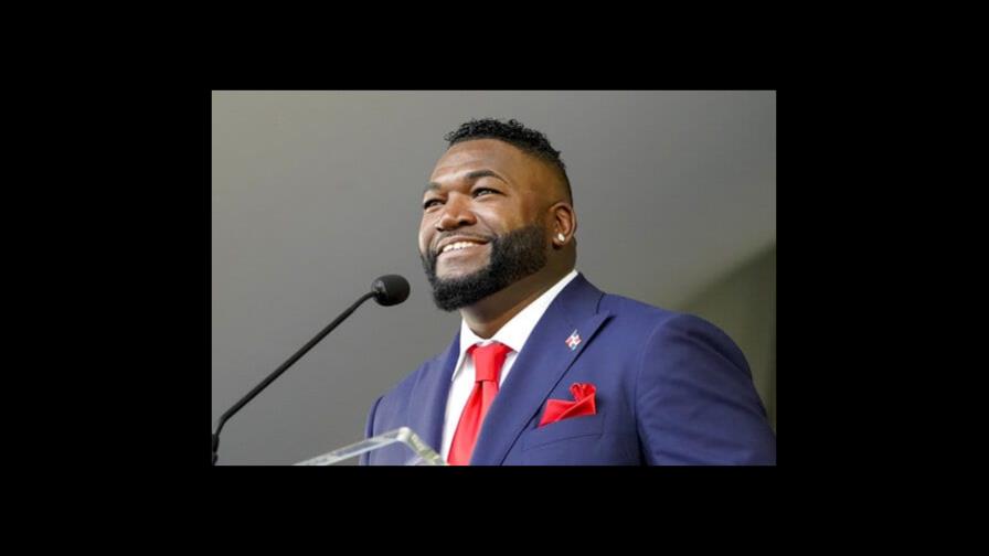 El Senado aprueba resolución que reconoce al inmortal David Ortiz