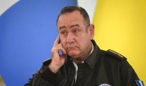 Gobierno de Guatemala repele posible ataque contra comitiva de presidente de Guatemala