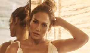 Jennifer López cumple 53 años y lo celebra con el lanzamiento de un nuevo producto para glúteos