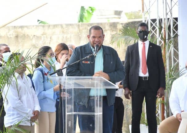 Carlos Guzmán, alcalde de Santo Domingo Norte 