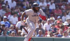 Raimel Tapia y Vladimir Guerrero Jr. motorizan la ofensiva de los Azulejos ante Boston