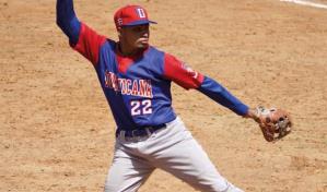 Suriel lanza juego sin hit y Dominicana vence a Venezuela en softbol