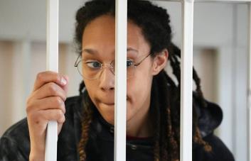 Se reanuda el juicio en Rusia contra la estrella de la WNBA Brittney Griner