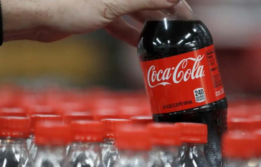 Coca Cola gana 4,686 millones en el primer semestre, un 4 % menos