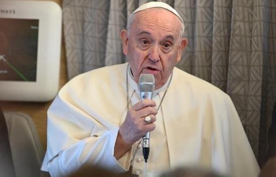 El papa pide no oprimir nunca la conciencia de los demás en misa en Canadá