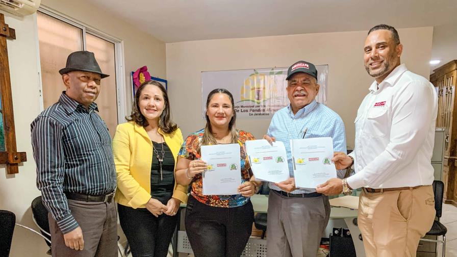 Sembrarán más de 400 tareas de café en Jarabacoa Sembrarán más de 400 tareas de café en Jarabacoa