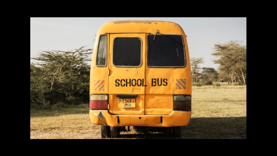 Mueren 8 niños y 2 adultos en un accidente de autobús escolar en Tanzania