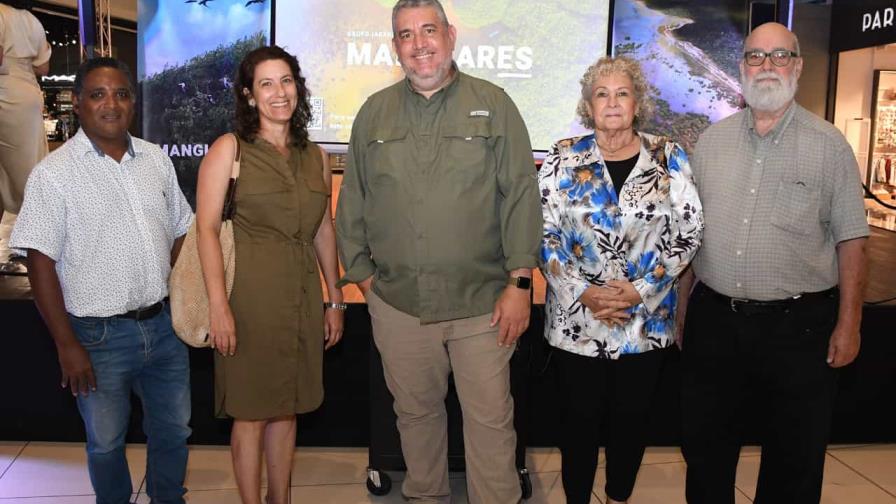 Inauguran exposición fotográfica “Manglar es vida”