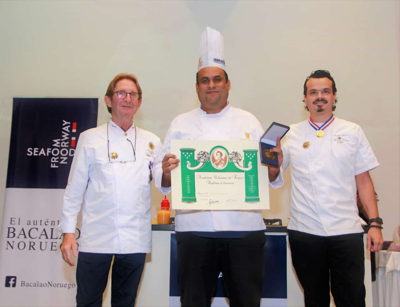 Thierry Dofourd, Edgard Severino, director del Gran Premio Culinario, y Romain Valicon.