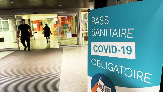 Coronavirus: Francia pone fin al pasaporte sanitario, el confinamiento y el toque de queda