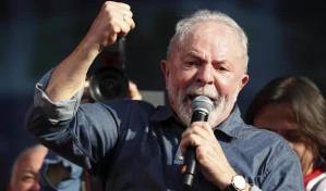 Lula llama a los indecisos para ganar las elecciones en primera vuelta