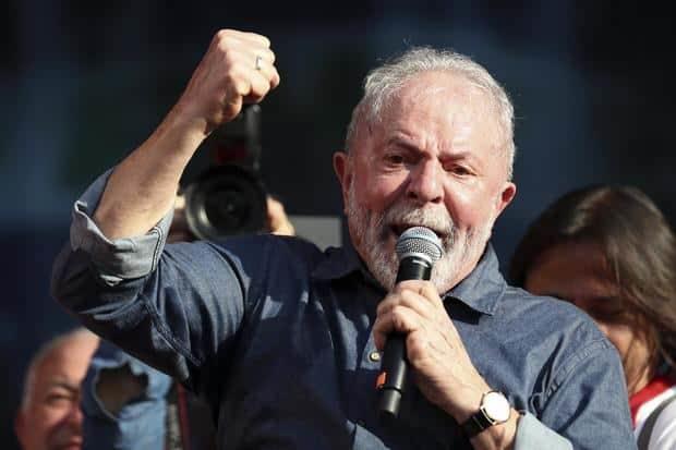 Lula mantiene en doce  puntos su ventaja sobre Bolsonaro en nuevo sondeo