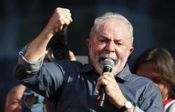 Lula propone volver a desarmar a la población en contramano a Bolsonaro