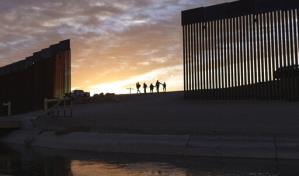 EEUU cerrará huecos en el muro fronterizo en Arizona