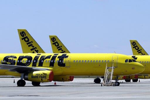 Aerolínea JetBlue compra Spirit Airlines por 3,800 millones de dólares