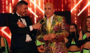 Con peluca morada: Cristian Castro reaparece en las redes más estrambótico que nunca