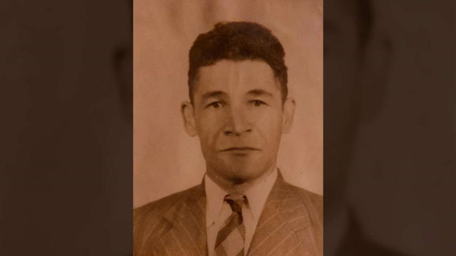 Carta del hijo al padre que no conoció Carta del hijo al padre que no conoció